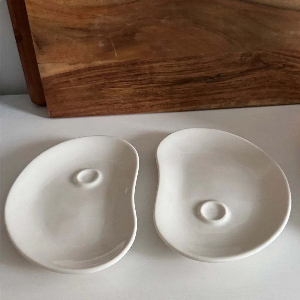 Starbucks Kidney Bean Shaped Dessert Plates (2) Add Your Own Starbucks Mugs